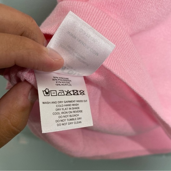 I AM GIA Ginra Top Short Sleeve Cut Out Button Detail Girly Pink Barbie Sz L - Picture 5 of 6